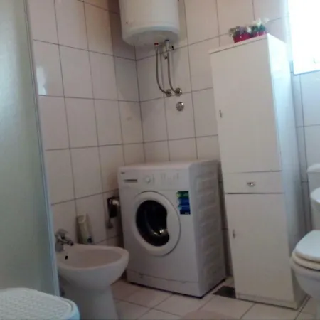 Apartman Fani