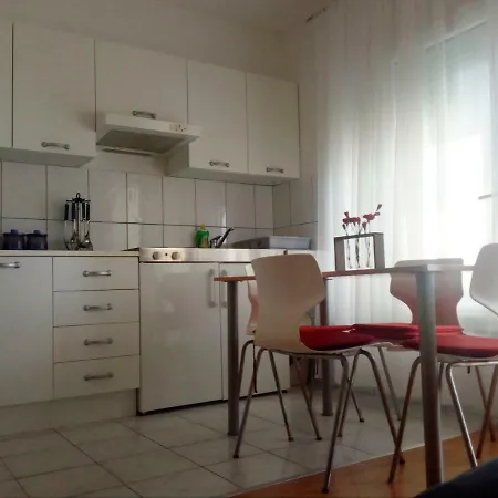 Fani Apartman Podstrana